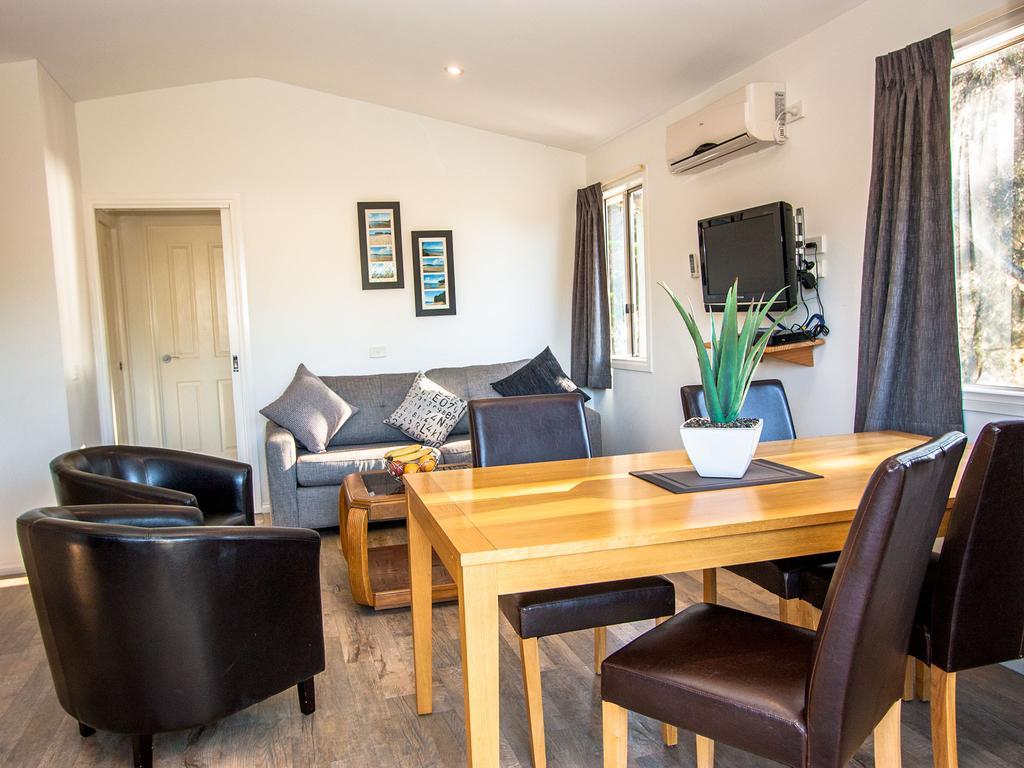 Caseys Beach Holiday Park Sunshine Bay Ruang foto